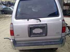 1998 TOYOTA 4RUNNER SILVER SR5 3.4L,AT,4WD.  Z24893